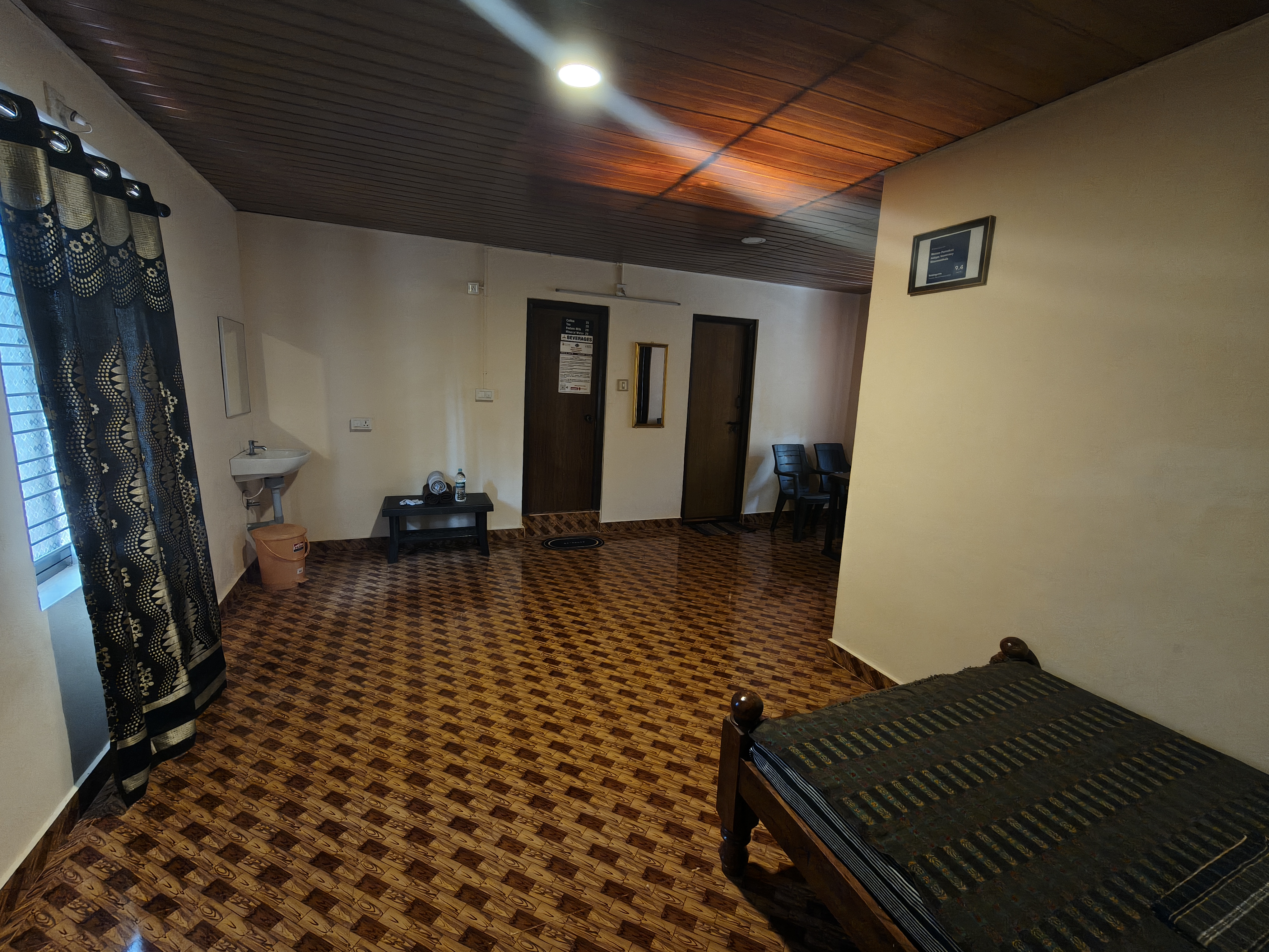 Room Image 6